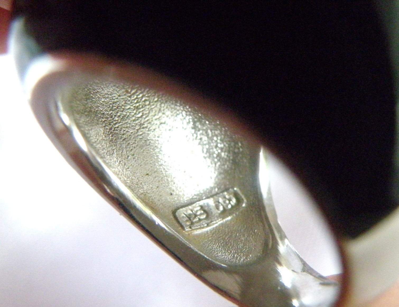 Vintage Sterling Silver 925 Quartz Black Enamel Bubble Statement Ring Size 8