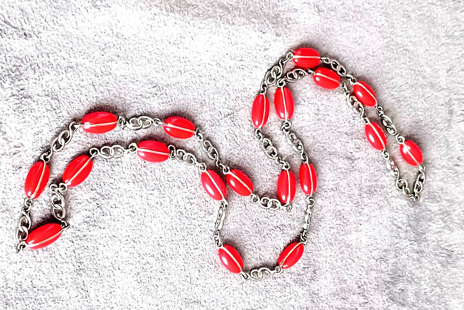 Necklace Station Red Oval Acrylic Accent Beads Silver Tone Chain Vintage 34″