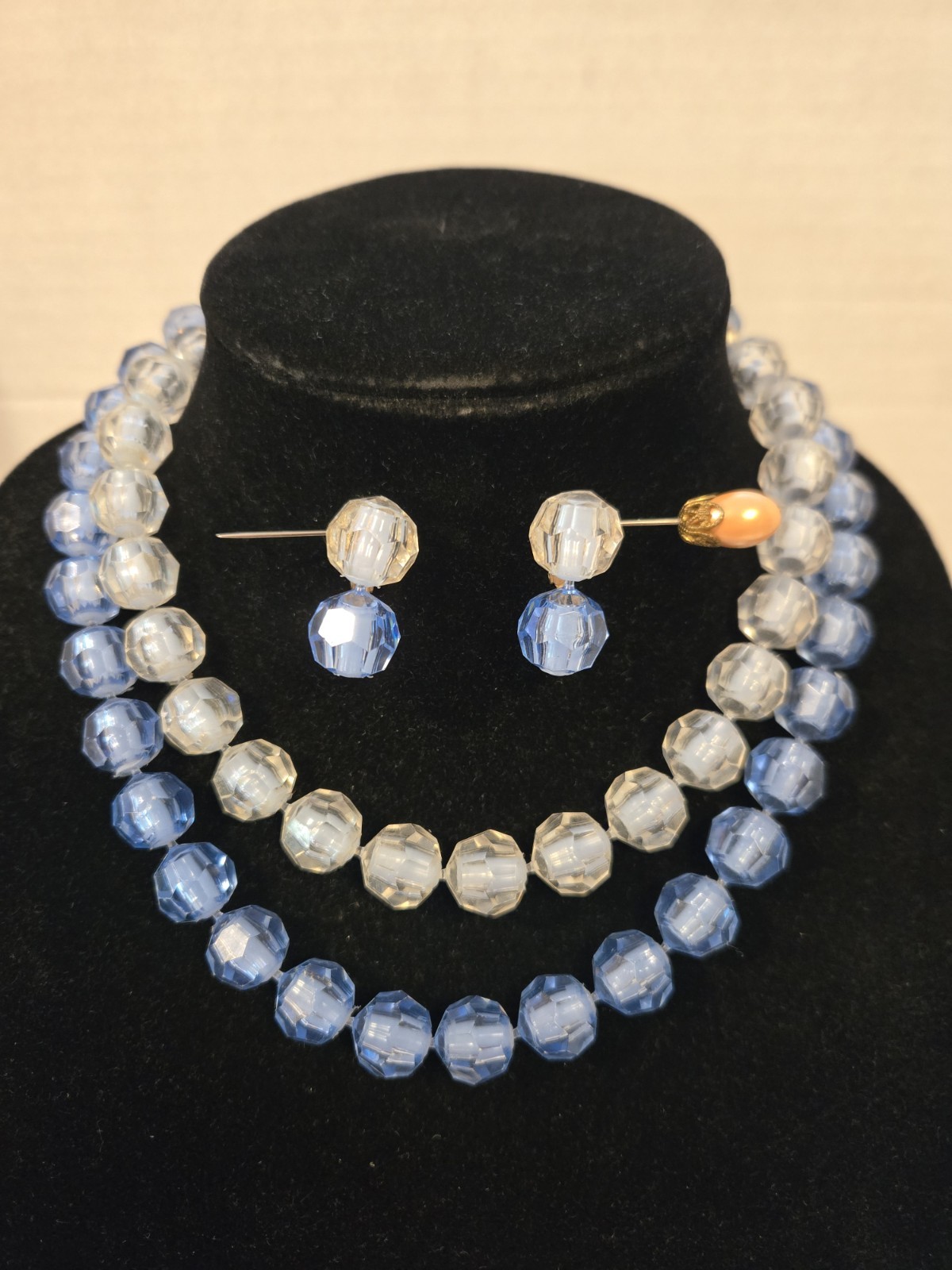 Vintage Fancy Pop Bead Blue Tones Necklaces And Earrings Set