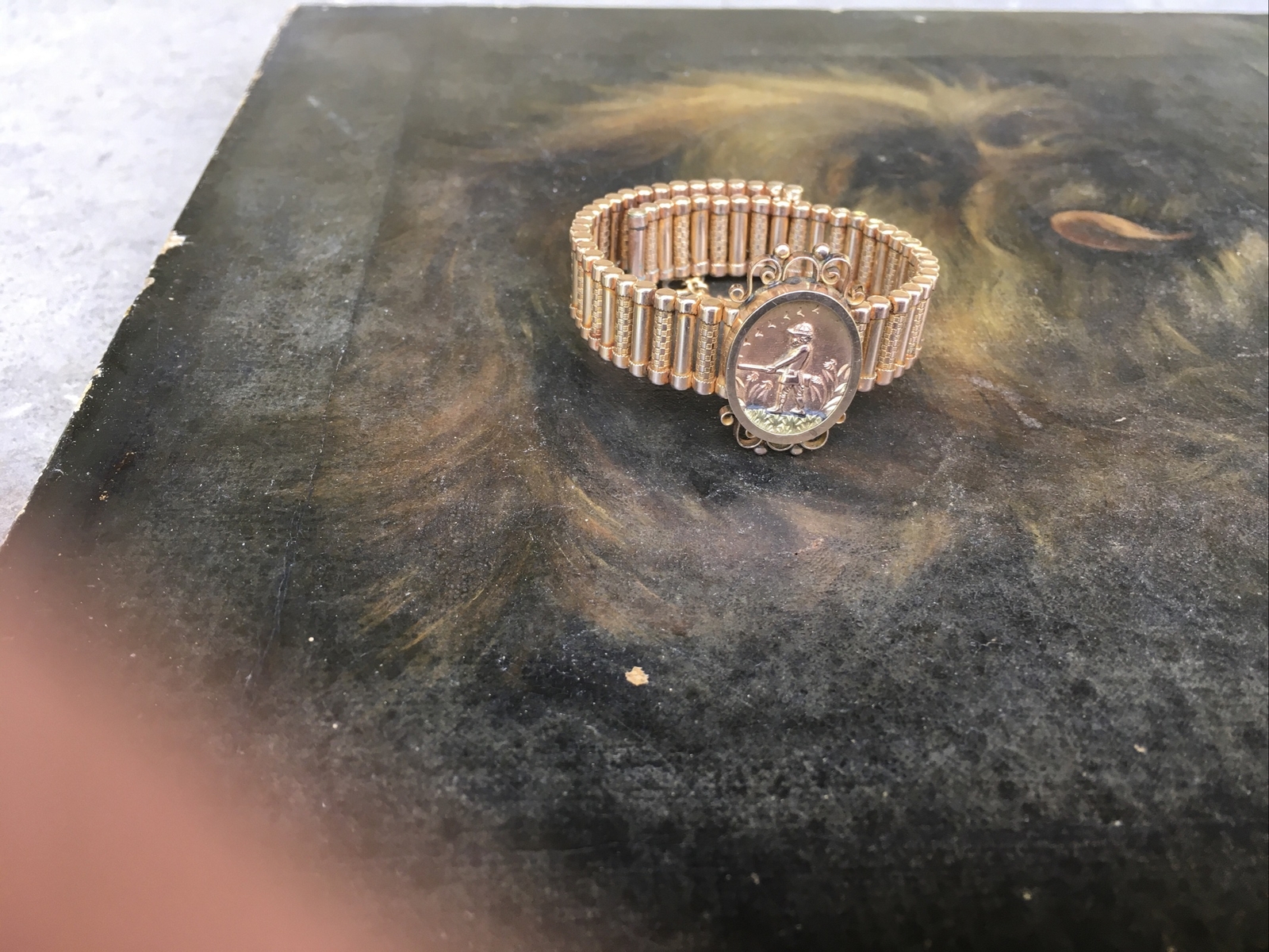 ANTIQUE GOLD FILLED EXPANDING VICTORIAN STYLE HUNTING BRACELET FINELY DETAILED