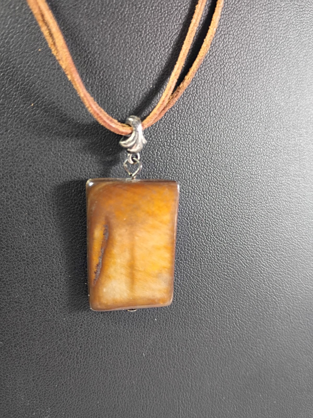 Rectangle Tiger Eye Brown Shell Penadant Necklace Brown Leather Cord 925 Silver