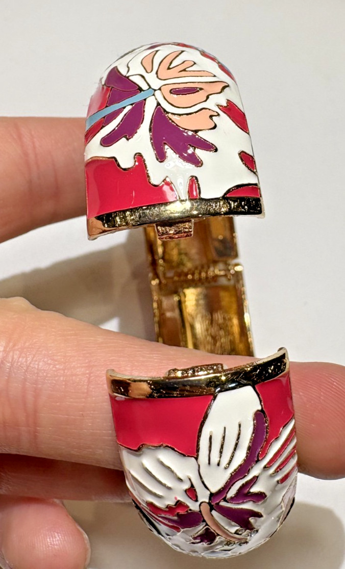 TB Tommy Bahama Pink White Blue Enamel Floral Rhinestones Gold t Bangle Bracelet