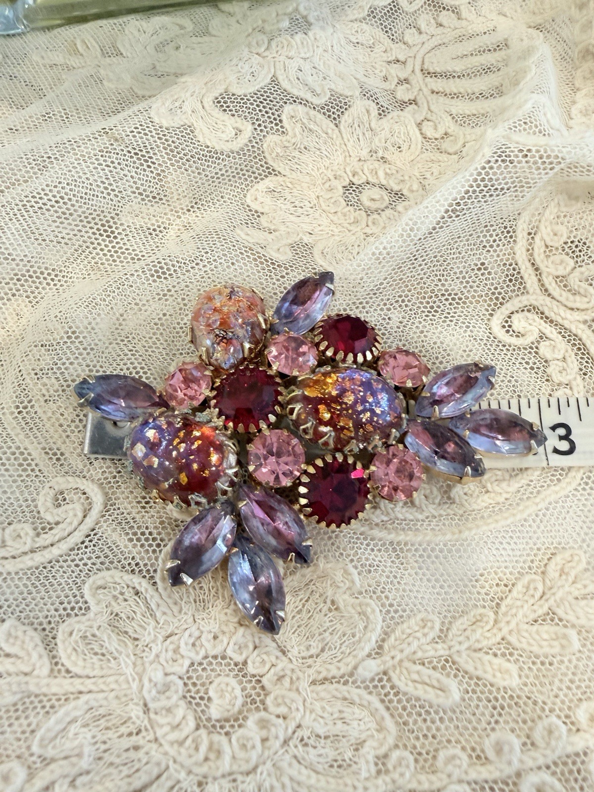 Juliana Style Brooch Pin Pink Red Purple Stones Rhinestone Gold Tone Vtg