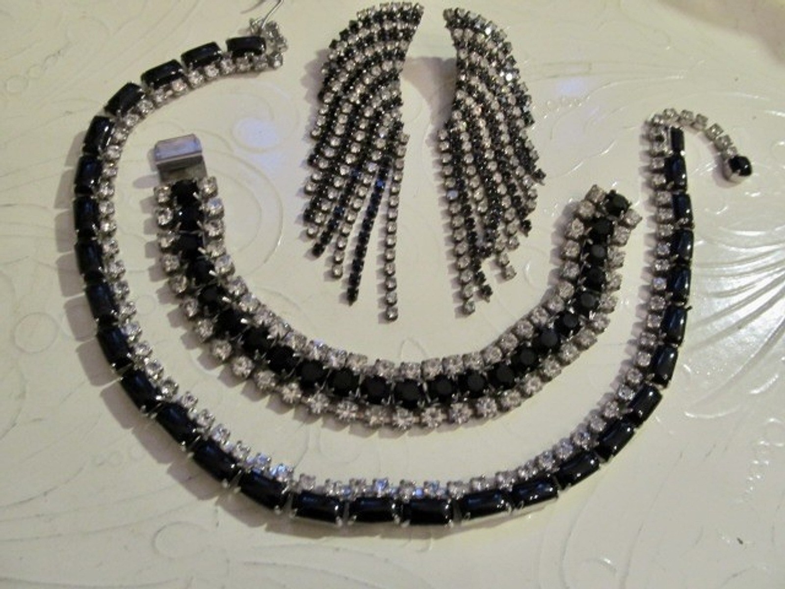 Vintage Jet Black & Clear Rhinestone Necklace Bracelet & Pierced Earrings SET