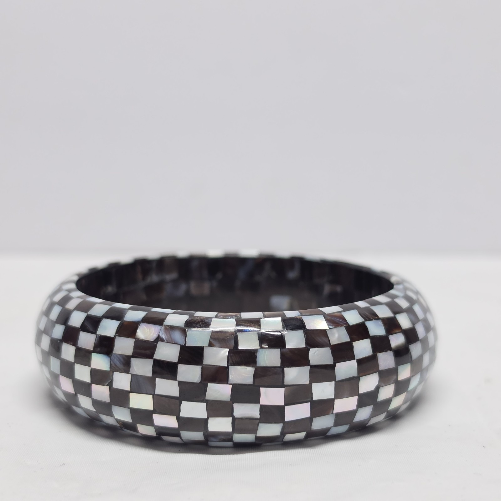 Vintage Mother of pearl Checkered Mosaic Marquetry Bangle Bracelet White & Brown