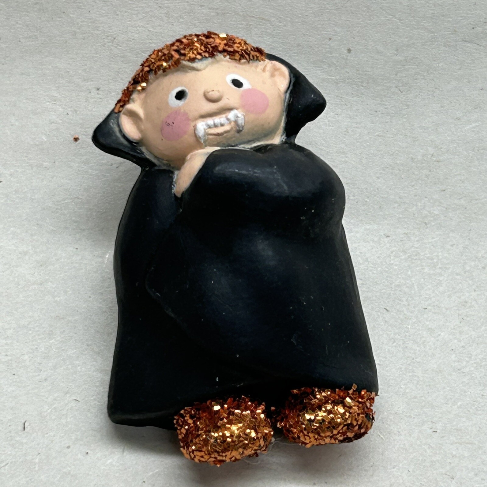 Vintage S. Lehman Fun World Plastic Halloween Count Dracula Vampire Pin 9301