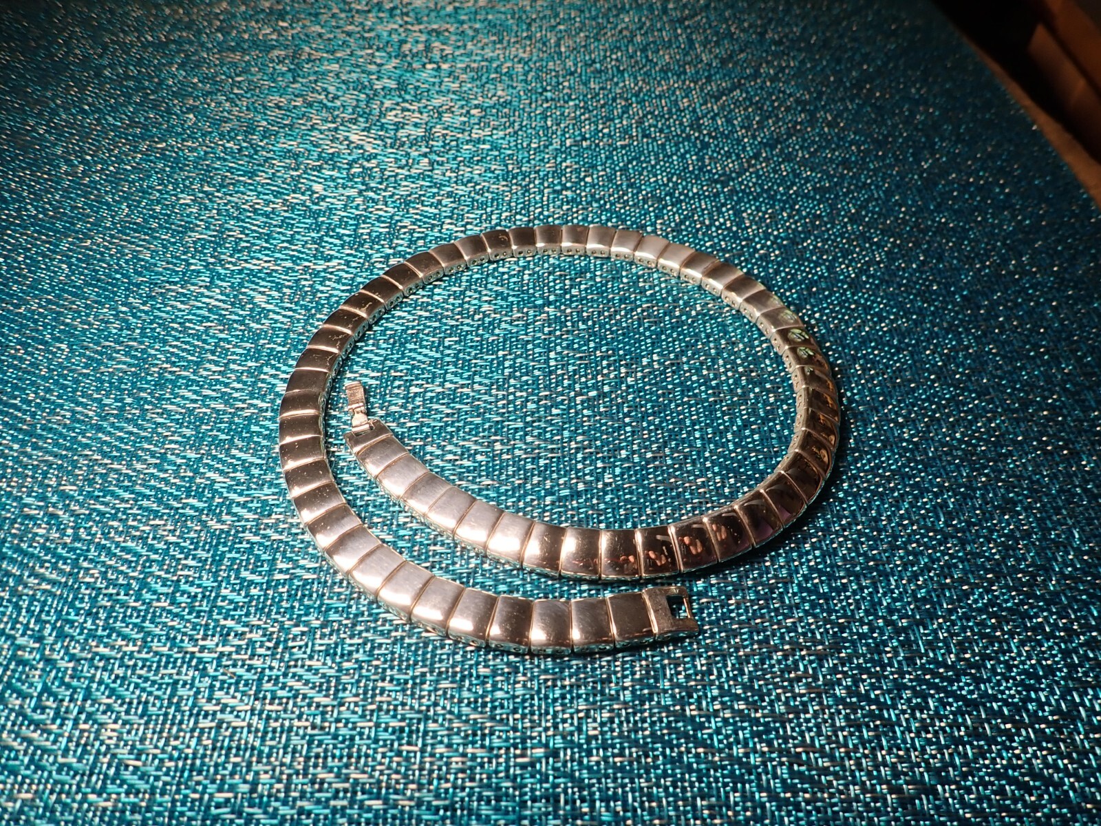 Vintage 16.5″L x 3/8″W Silver Plated/Almost Square Links (3/8″ X2/8″ ) Necklace