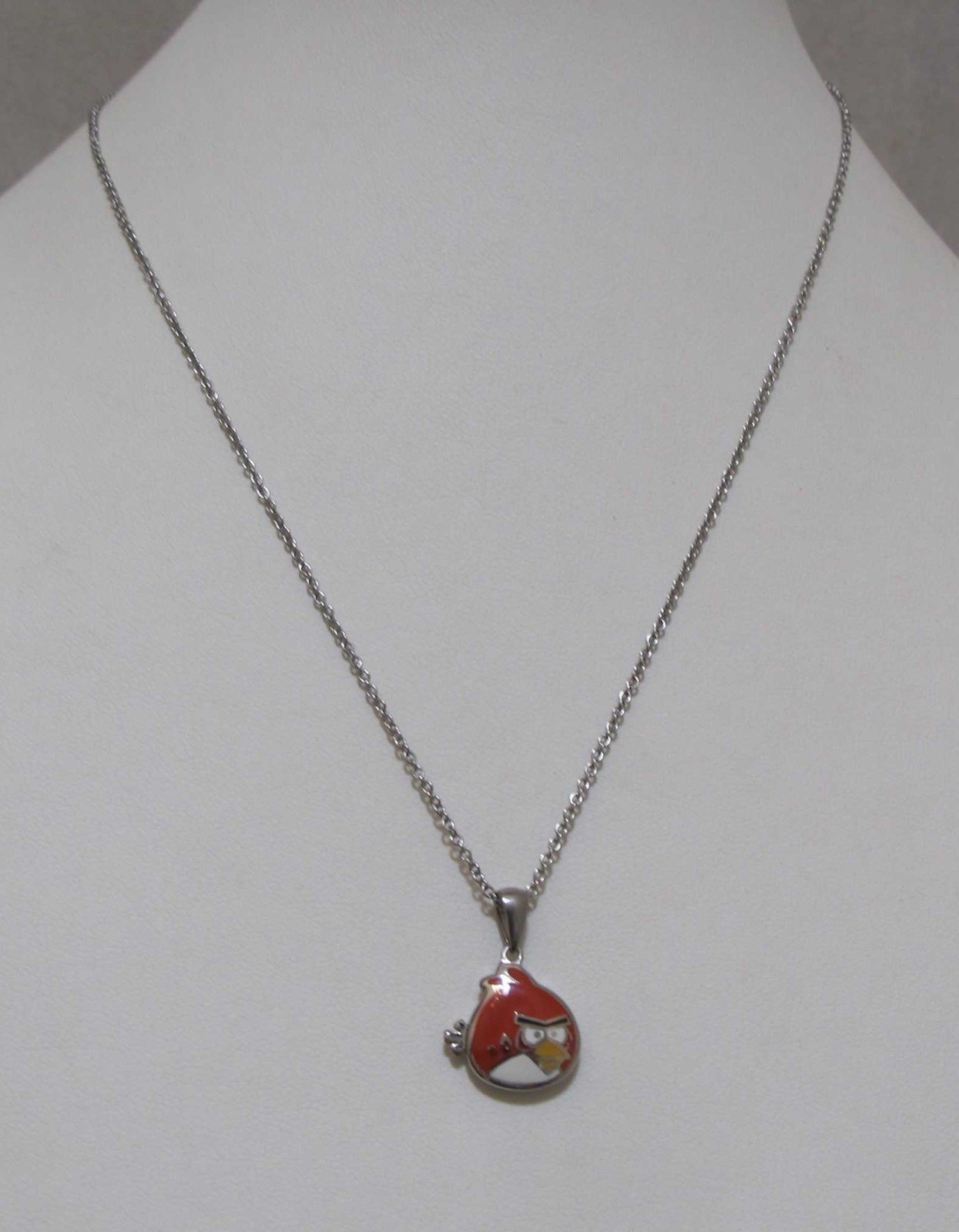Vtg ANGRY BIRDS Red Bird Small Enamel Pendant Silver Tone Chain Max 20-1/4”