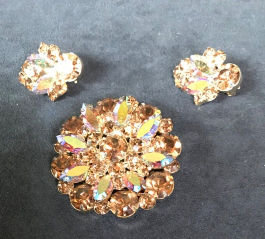 LA ROCO brooch/ERs 1950s brilliant golden orange rhinestones