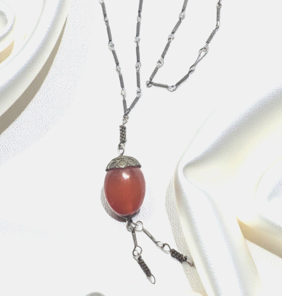Vintage Amber Colored Resin Bead Rustic Pendant Link Chain 23″ Necklace
