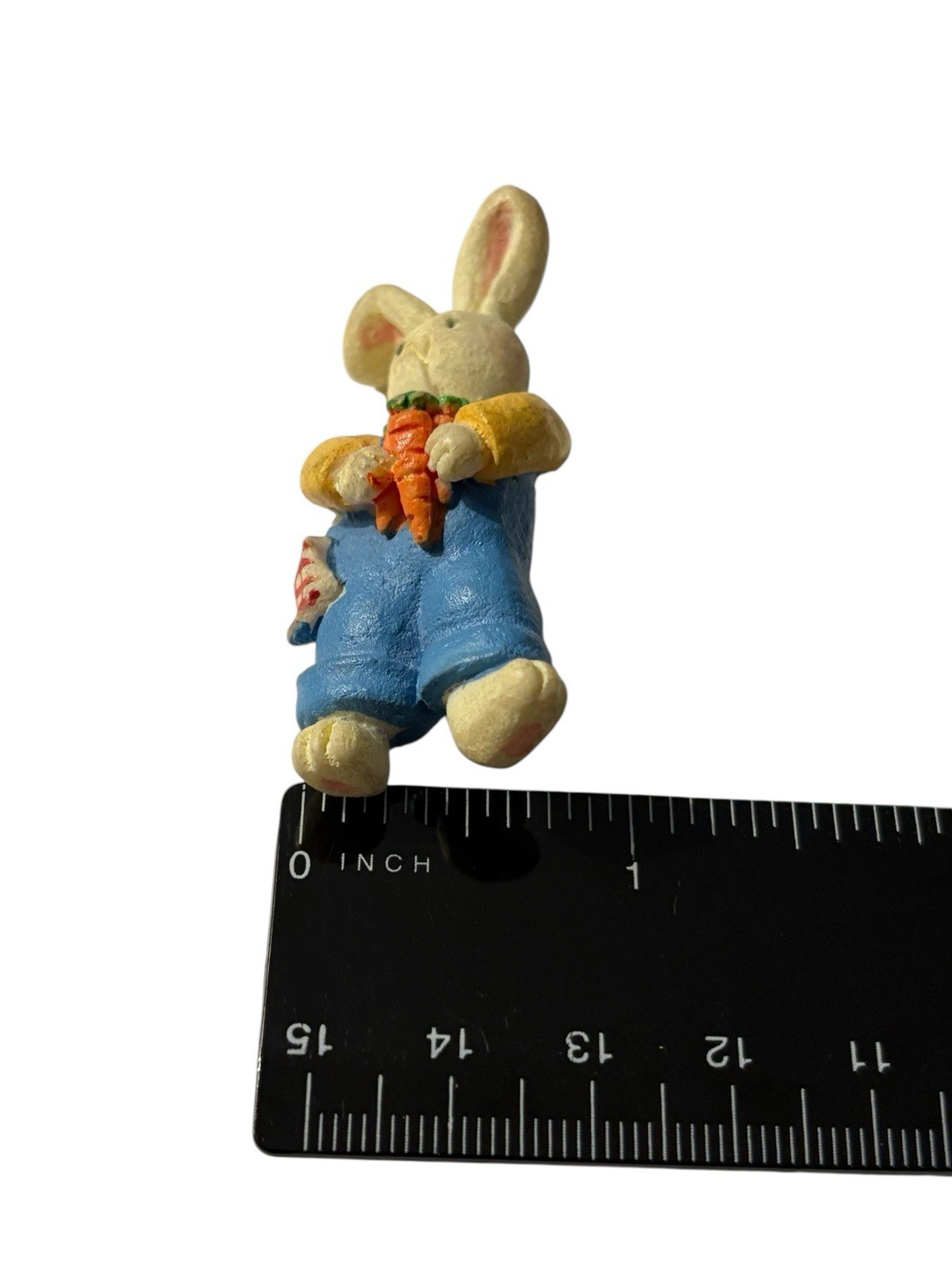 Bunny Rabbit Brooch Pin Resin Painted Vintage Easter 2” Figural Holding Carrots