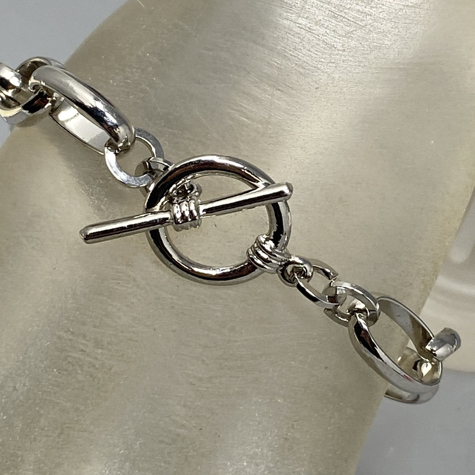 Silver Tone Chain Link Bracelet Cluster Round Open Circles Rhinestones Toggle 7″