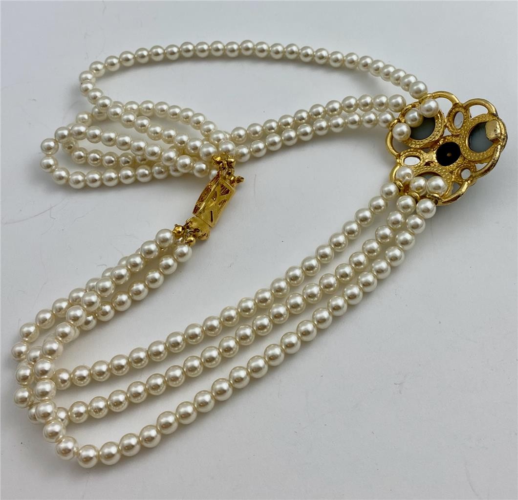 Triple Strand 6MM Pearl Necklace with Multicolor Cabochons Gold T. Center 17.5″L