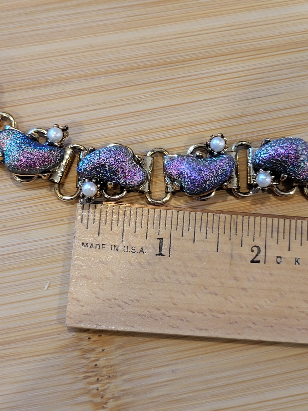 Vtg Purple Peacock Iridescent Color Faux Lava Pearl Panel Gold Tone 7″ Bracelet