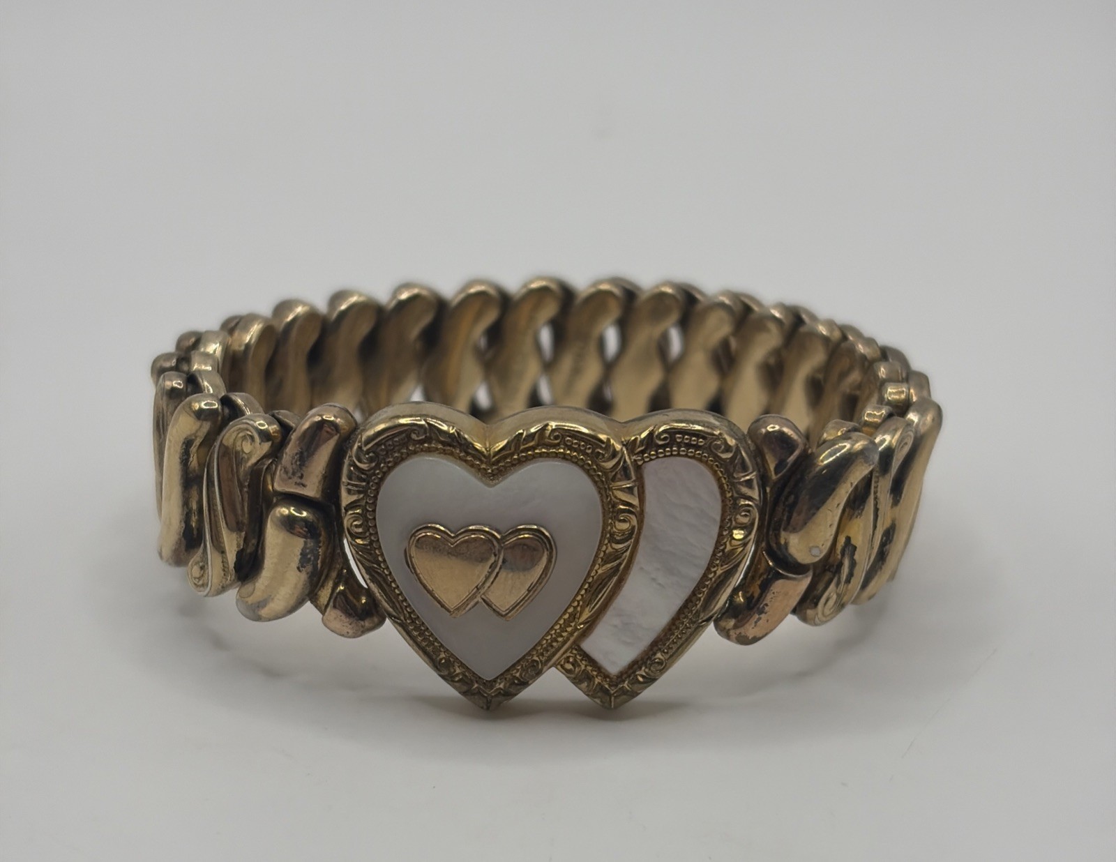 Mother Of Pearl Vintage Sweetheart Bracelet Antique Heart Stretch GF Expansion
