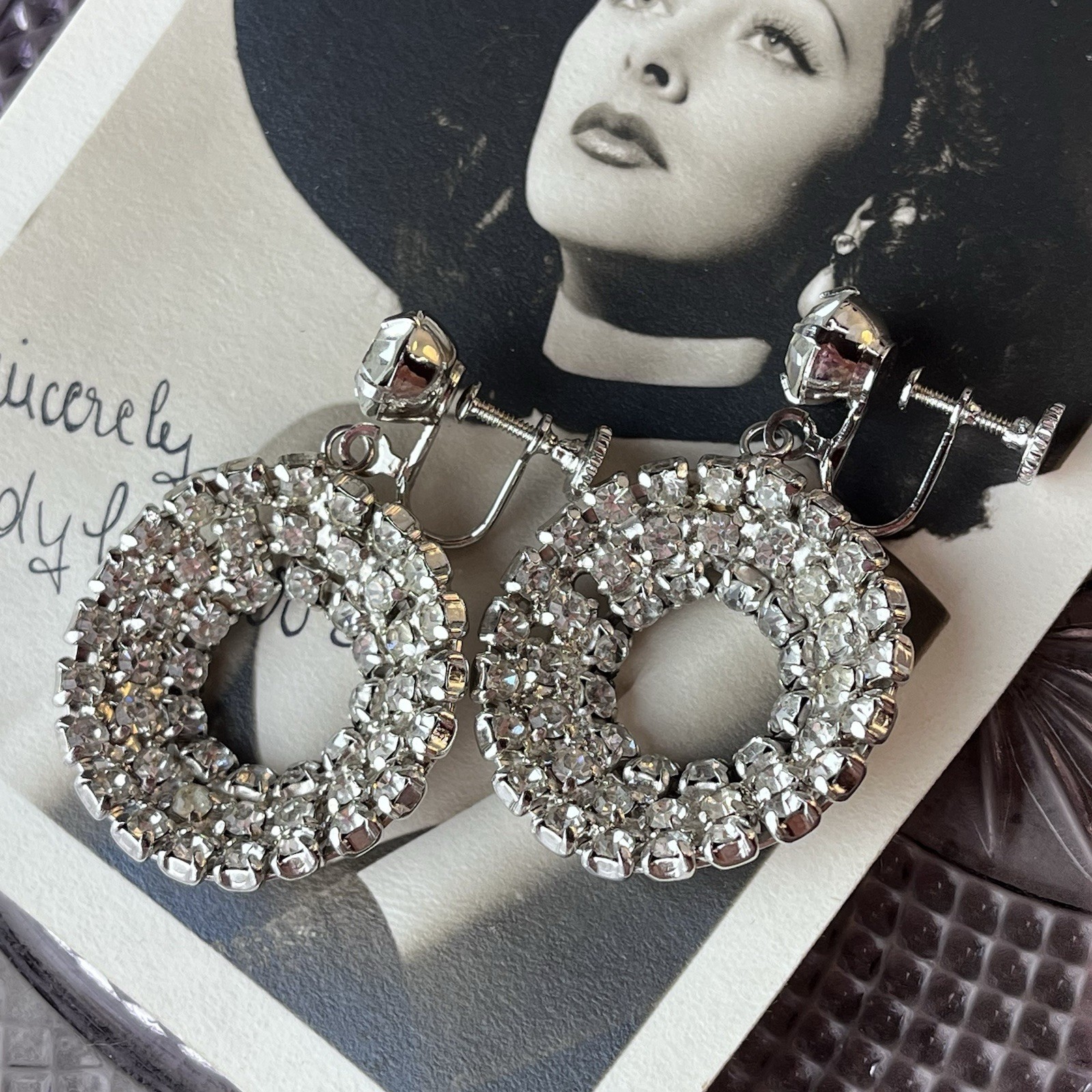 Vtg 1950s Rhinestone Circle Hoop Earrings – 1.75” Drop – Screw Back – Statement