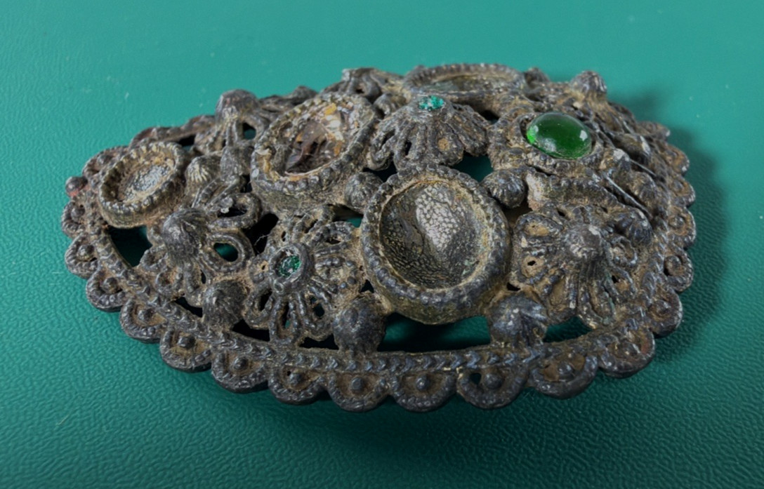 New England Glass Works Dress Clip Emerald Green Rhinestones READ Missing Stones