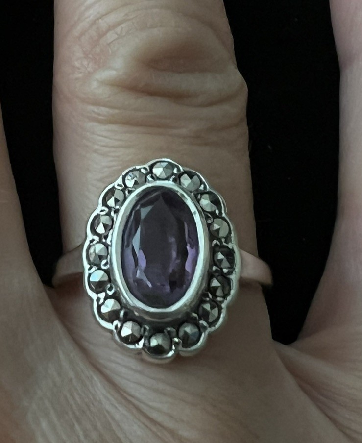 Vintage 925 Sterling Silver Marcasite & Amethyst Ring Stamped England SZ 6.75