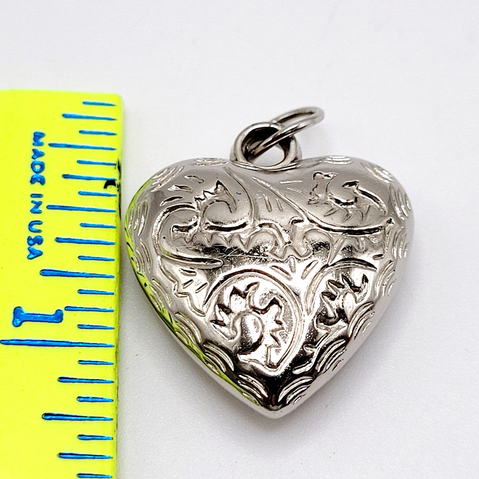 Puffed Puffy Puff Heart Silver Tone Acrylic Engraved Pattern Vintage Pendant