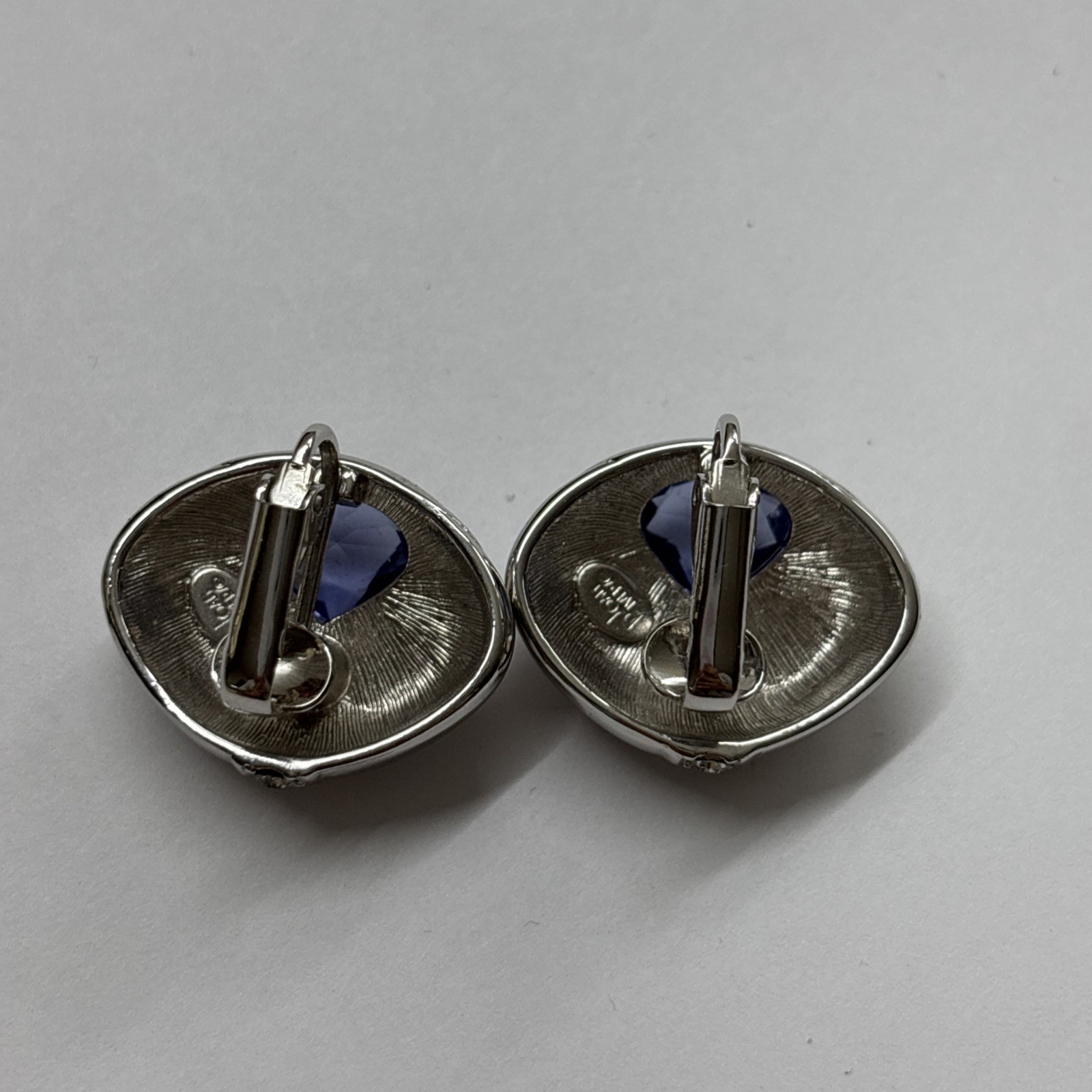 NIB JOAN RIVERS SILVER TONE PURPLE FACETED CRYSTAL RHINESTONE CLIP ON EARRINGS