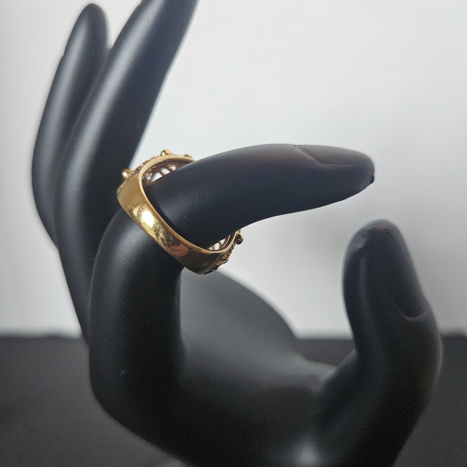 Vintage Avon Spun Blossoms Gold Tone Dome Daily Special Occasions Ring Size 5.5