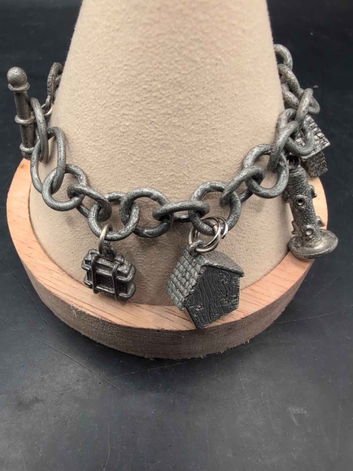 Vintage Jim Clift Pewter Signed Birdhouse/Bird Feeder Charm Bracelet Unique