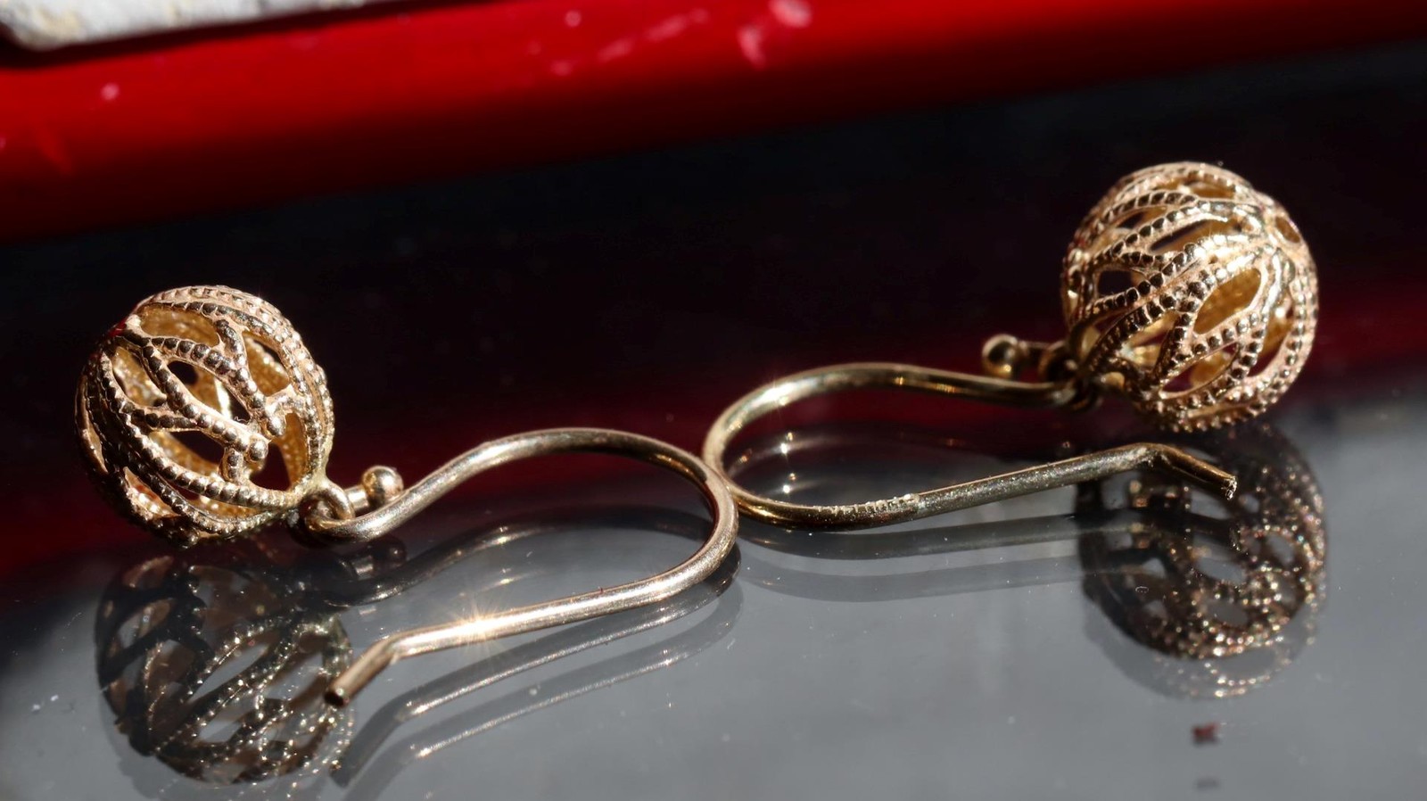 14k yellow gold earrings 7.5 mm gold ball 0.78″ dangle vintage 1.12gr N3686