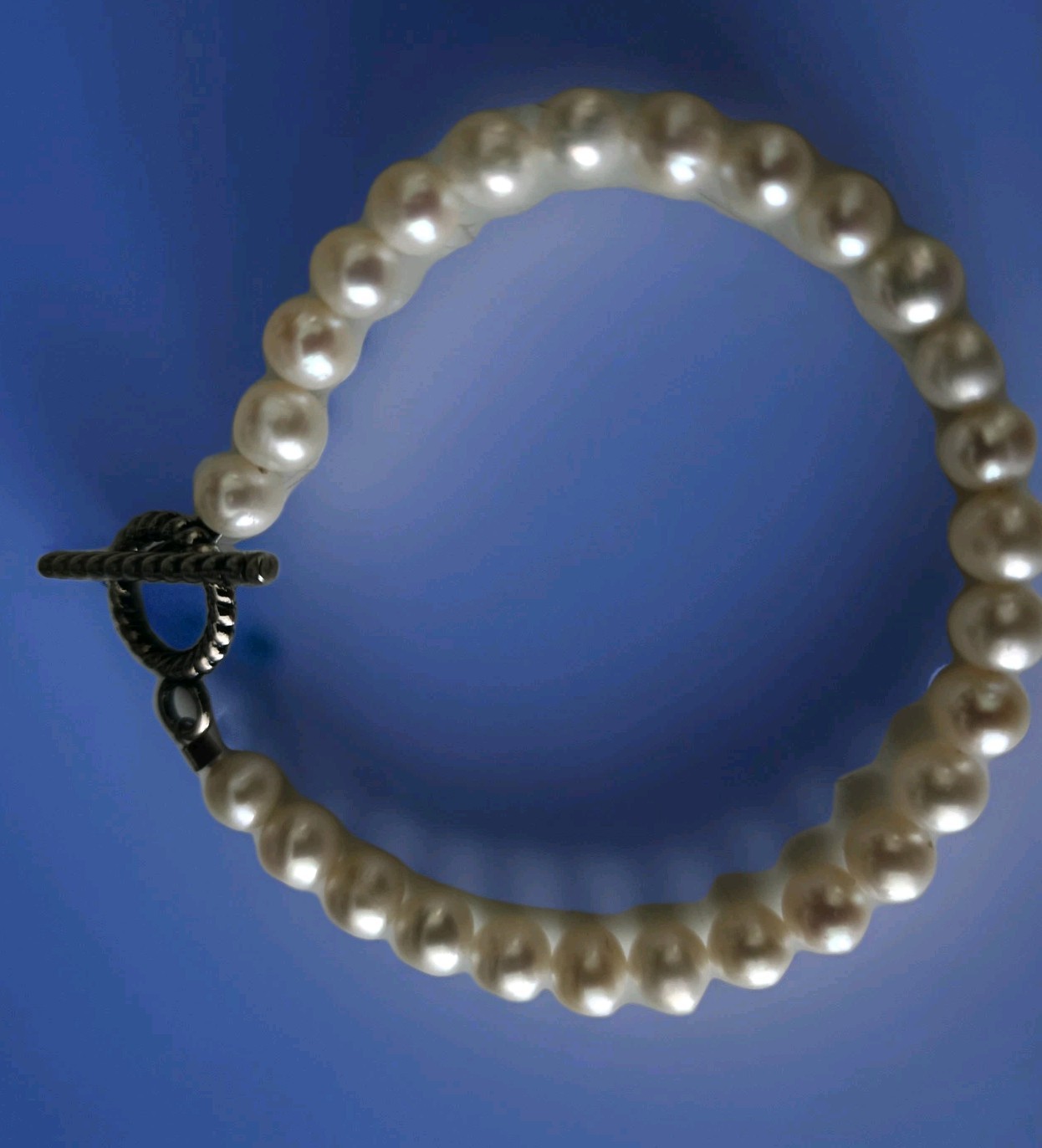 White Pearl Bracelet With Silver Toggle Closure