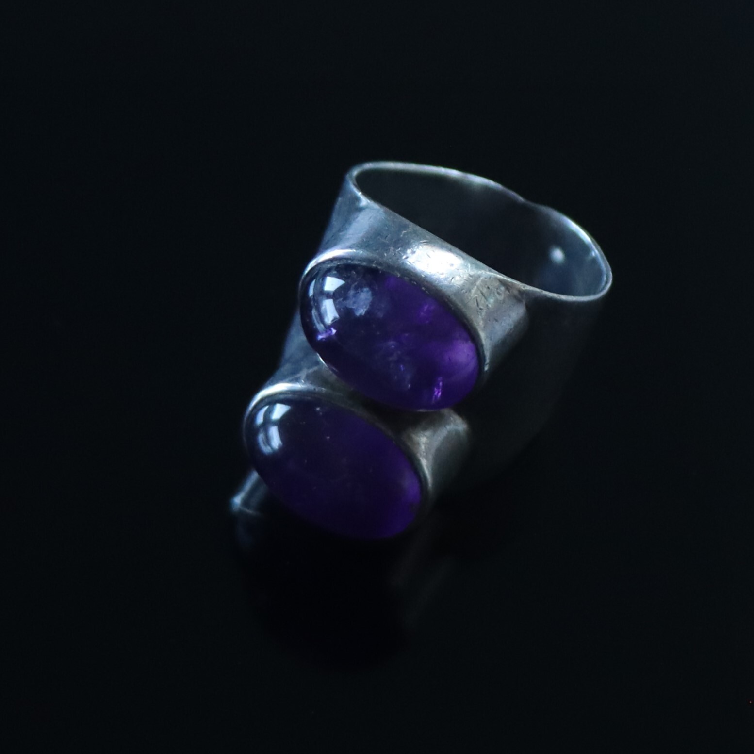 Estate Contemporary Sterling Silver Double Amethyst Statement Right Hand Ring sz
