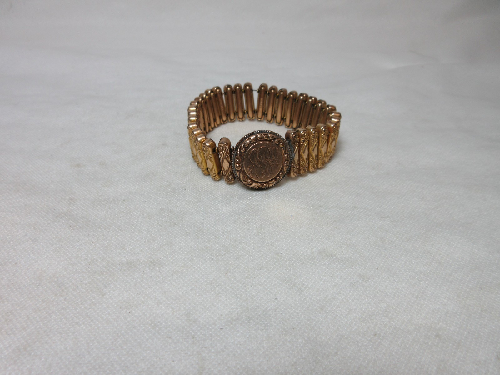 VINTAGE ANTIQUE GOLD FILLED SWEETHEART EXPANSION BRACELET AAG COMPANY PATD 05