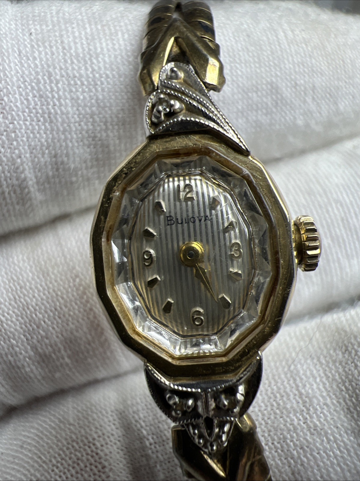 Vintage Bulova M5 10k Rolled Gold Plate Manual Wind Ladies Watch Working
