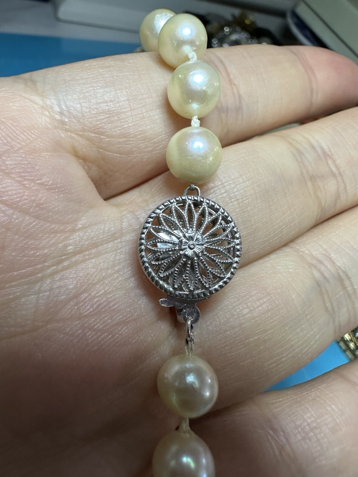 VTG Genuine Cultured 7mm Pearl Necklace W Signed 14K Gold Clasp 17.5” 27.39g