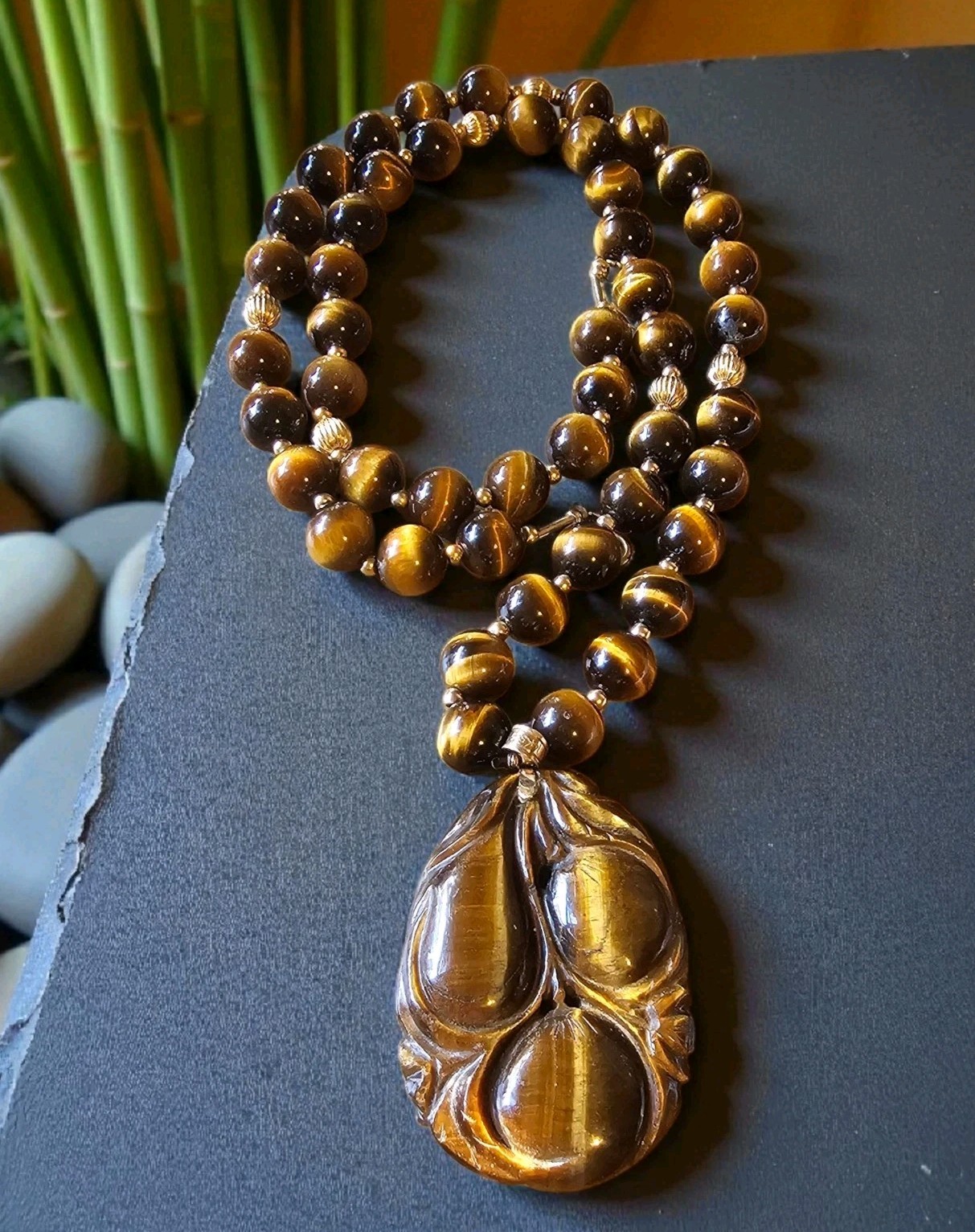14k Gold Tigers Eye Carved Peach Floral 2″ Pendant 26″ NECKLACE 96 GR