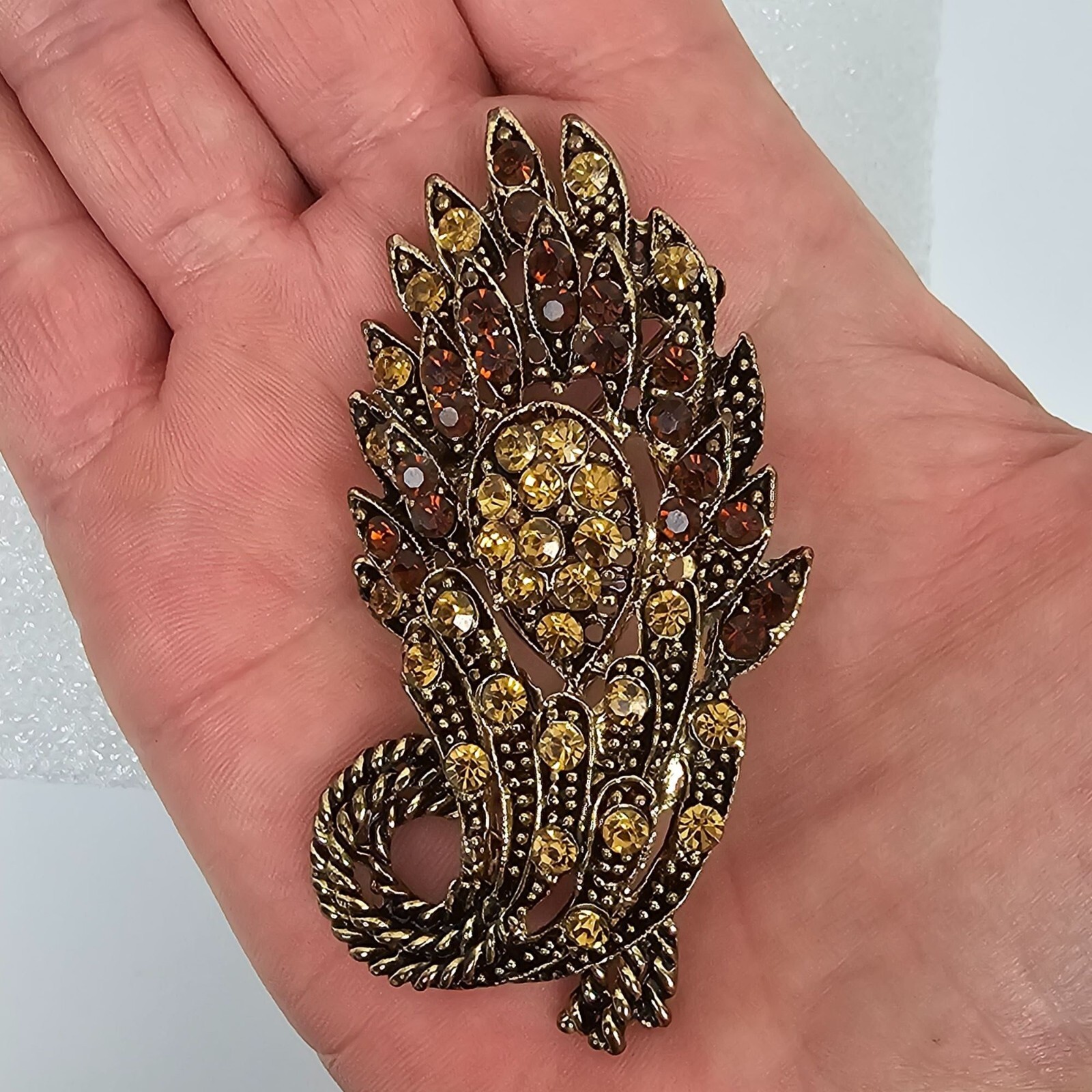 Vintage Yellow Brown Crystal Rhinestone Floral Big Brooch Pin Pendant Gold Tone