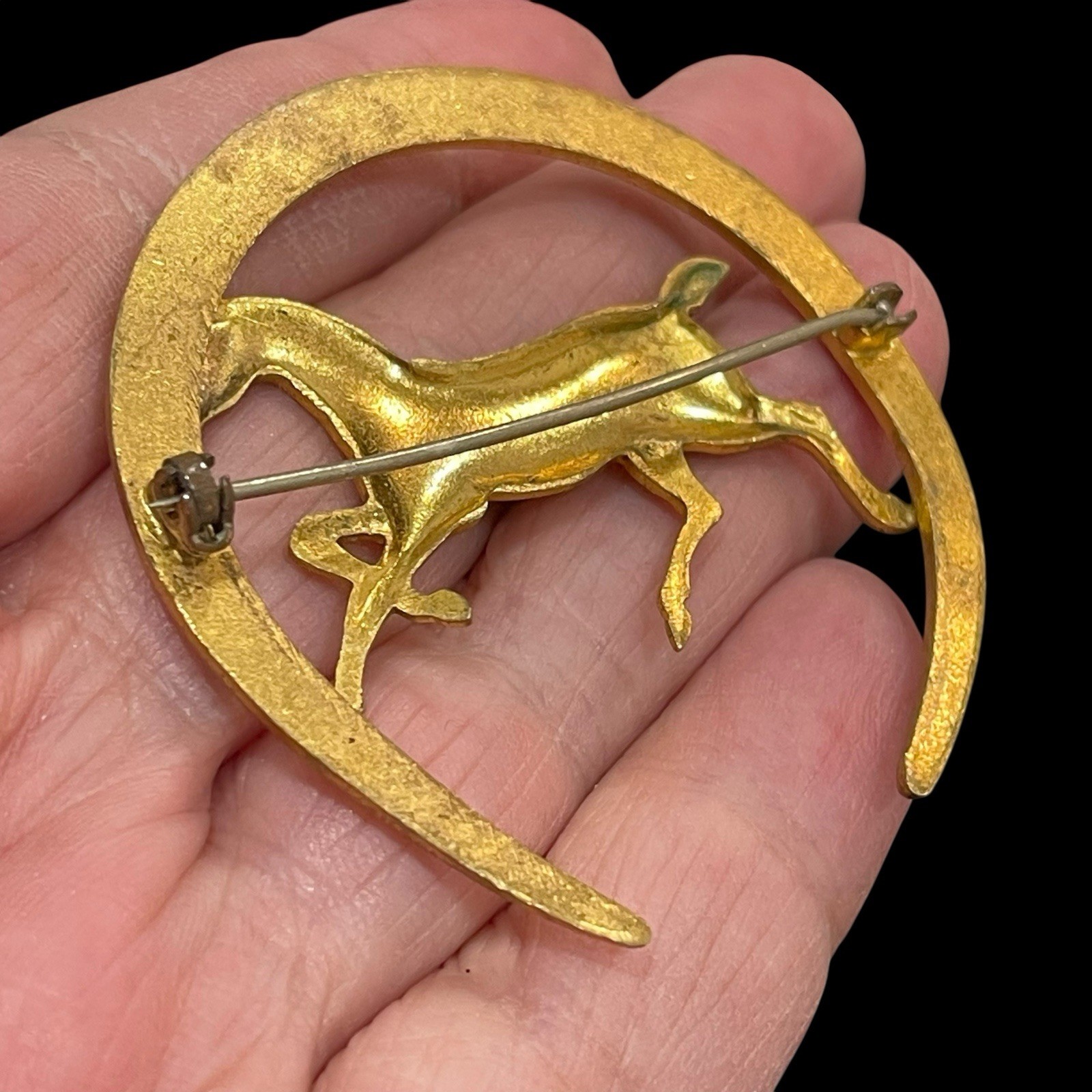 Horseshoe Pin Running Horse Riding Trotter Equestrian Brass Vintage Brooch Lucky