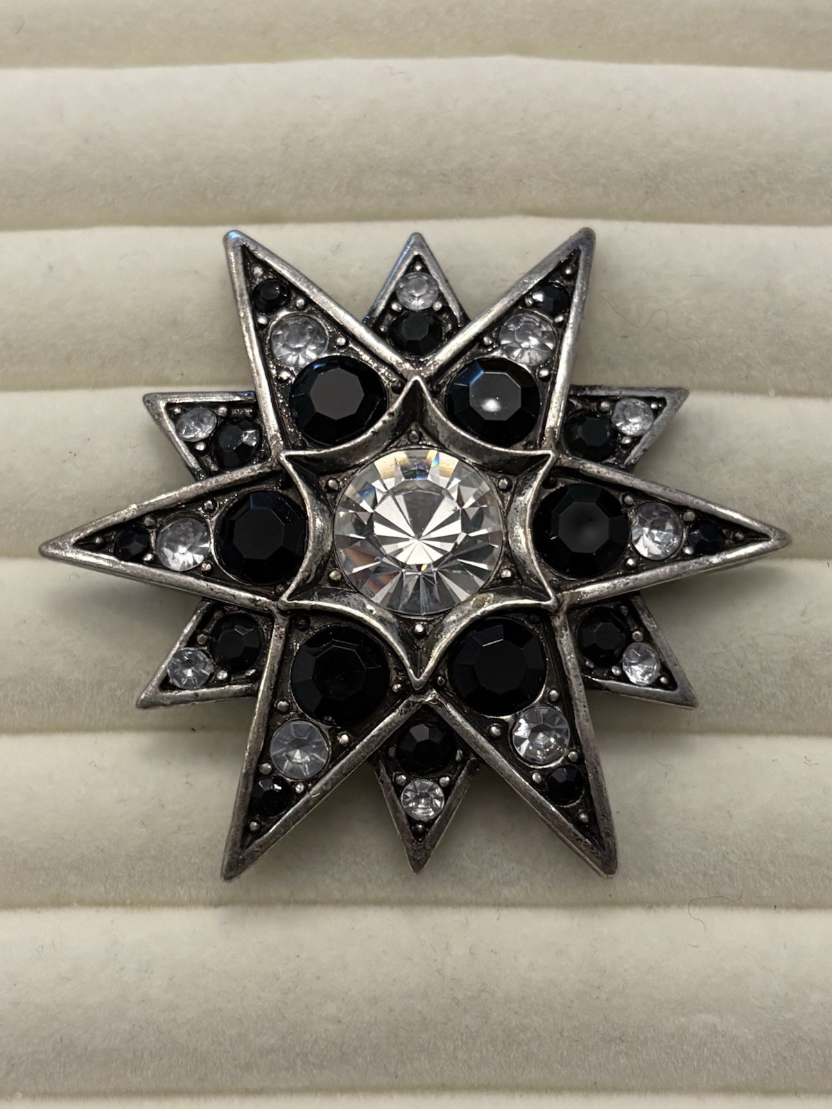 Vintage Silver Tone Starburst Brooch Pin Black Clear Rhinestones Victorian Goth