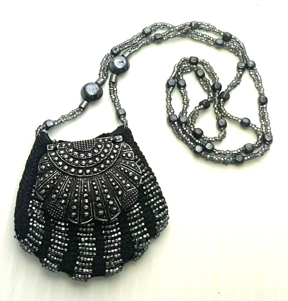 Miniature Beaded Purse Necklace Shell Shaped Black Gray Amulet Keepsake Holder