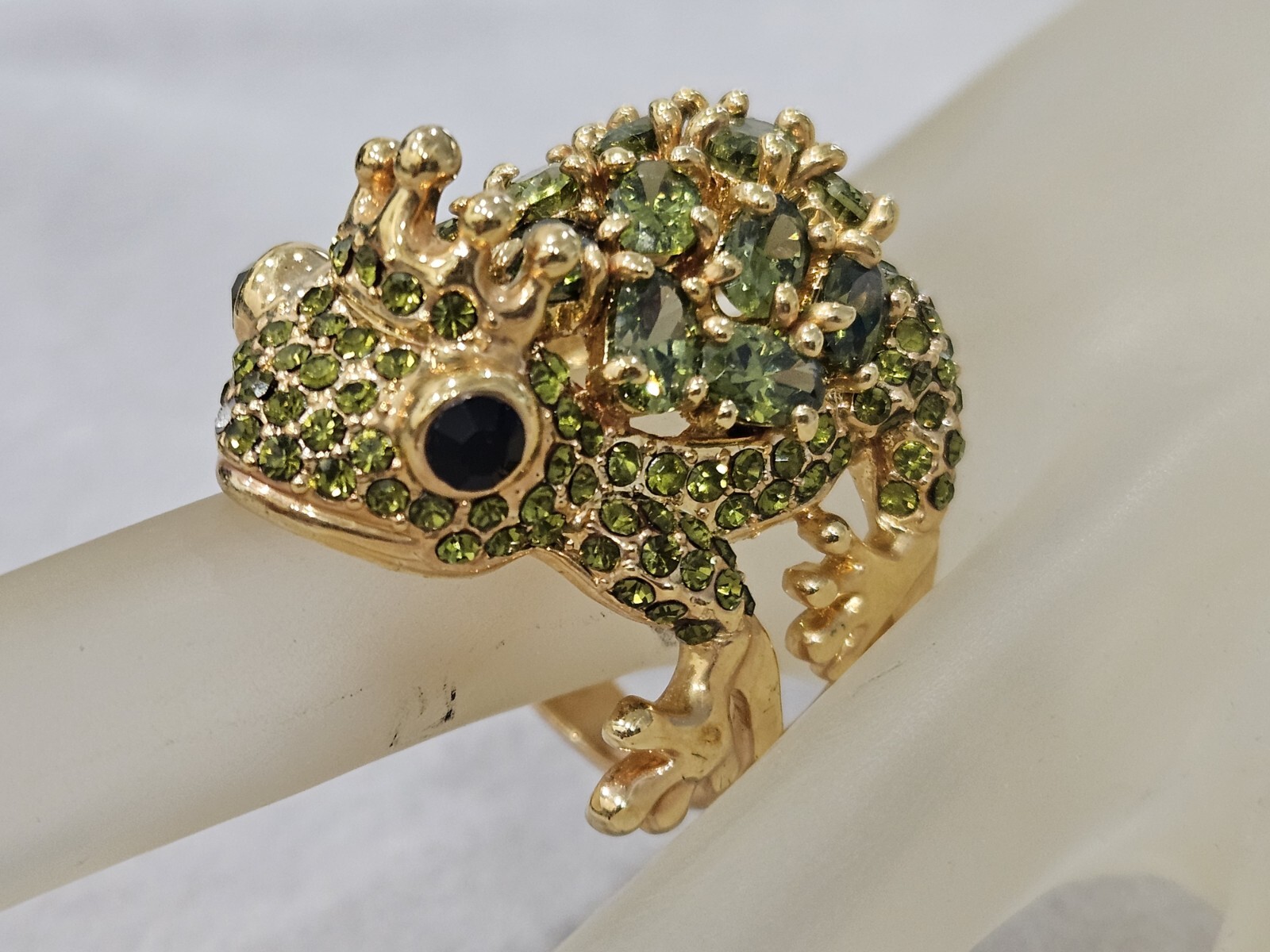 Real Collectibles By Adrienne Whimsical gold tone green crystal frog Signed PJM.