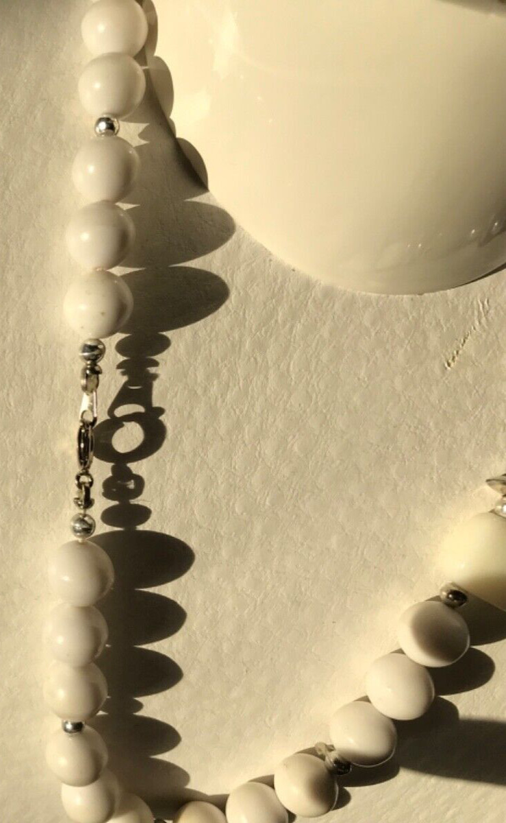 Vintage White Black Mod Plastic Bead Necklace