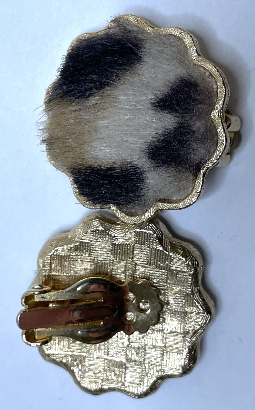 Vtg 60s Faux Fur Leopard Print Clamper Bracelet & Clip Earring Set Gold Tone