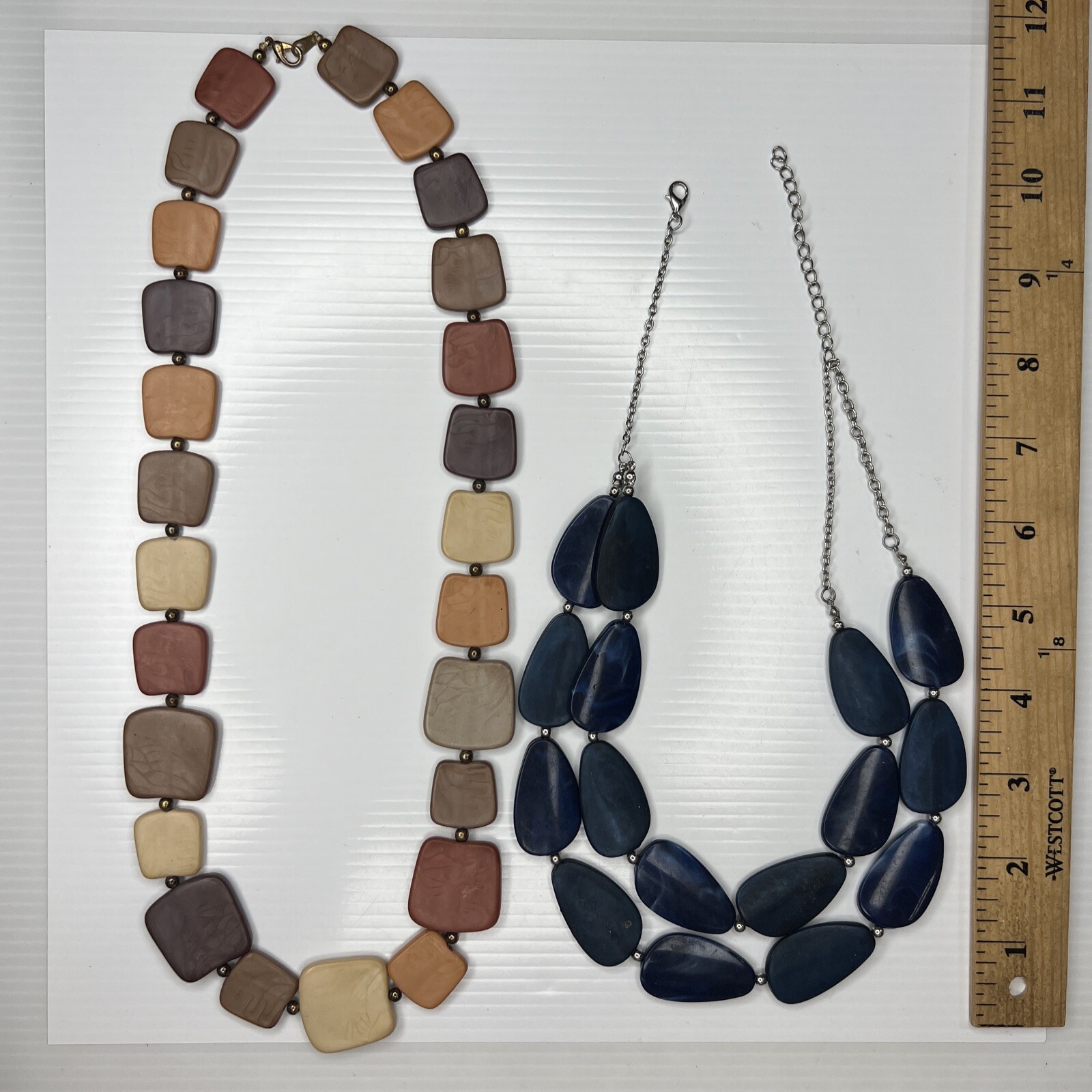 H7 Lot Blue Teal Beige Tan Taupe Resin Acrylic Boho Hippie Mod Retro Necklaces