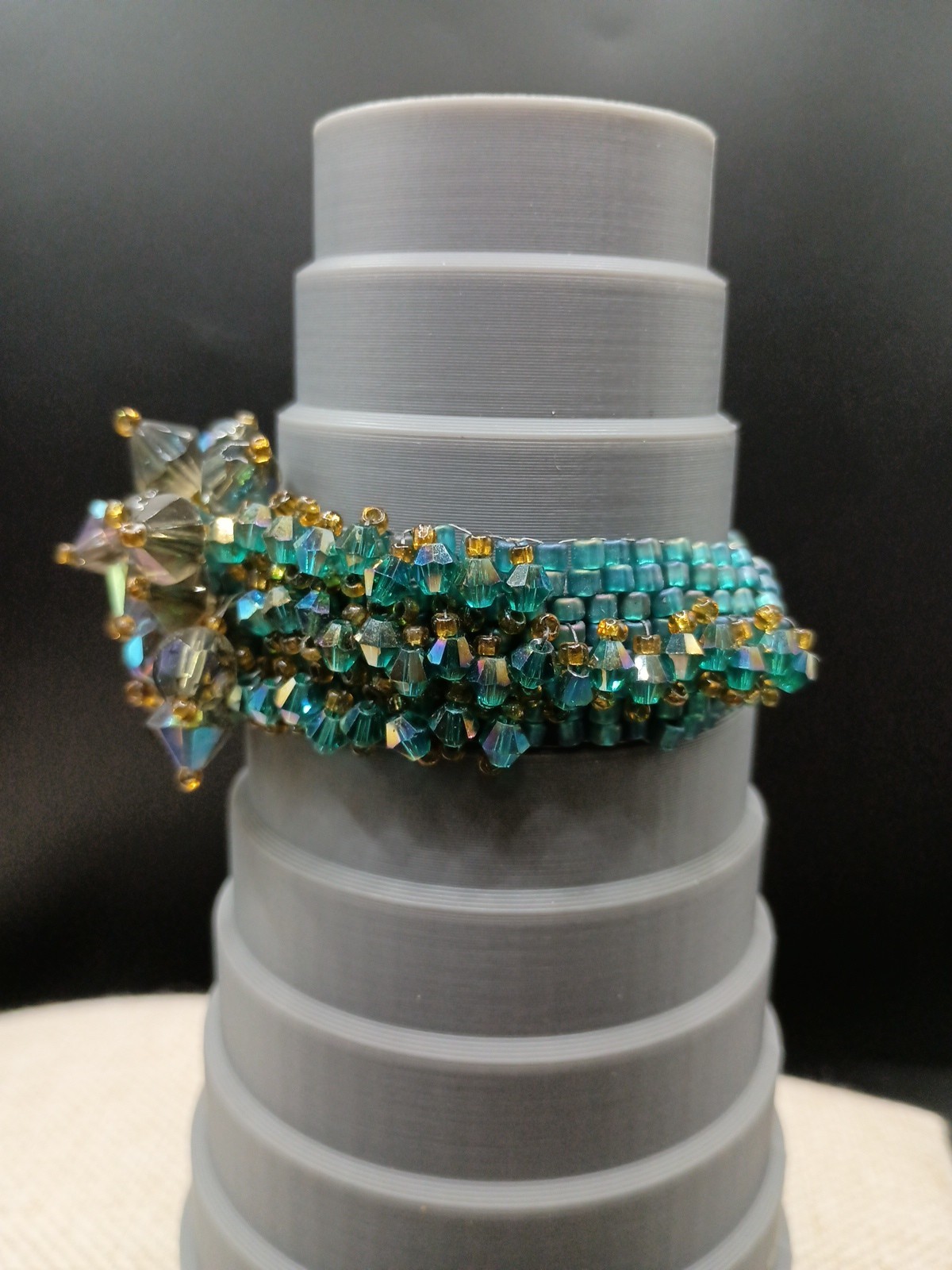 Vintage AB Peacock Beaded Bracelet Cha Cha Party Bow Bicone Glass Blue Green 7″