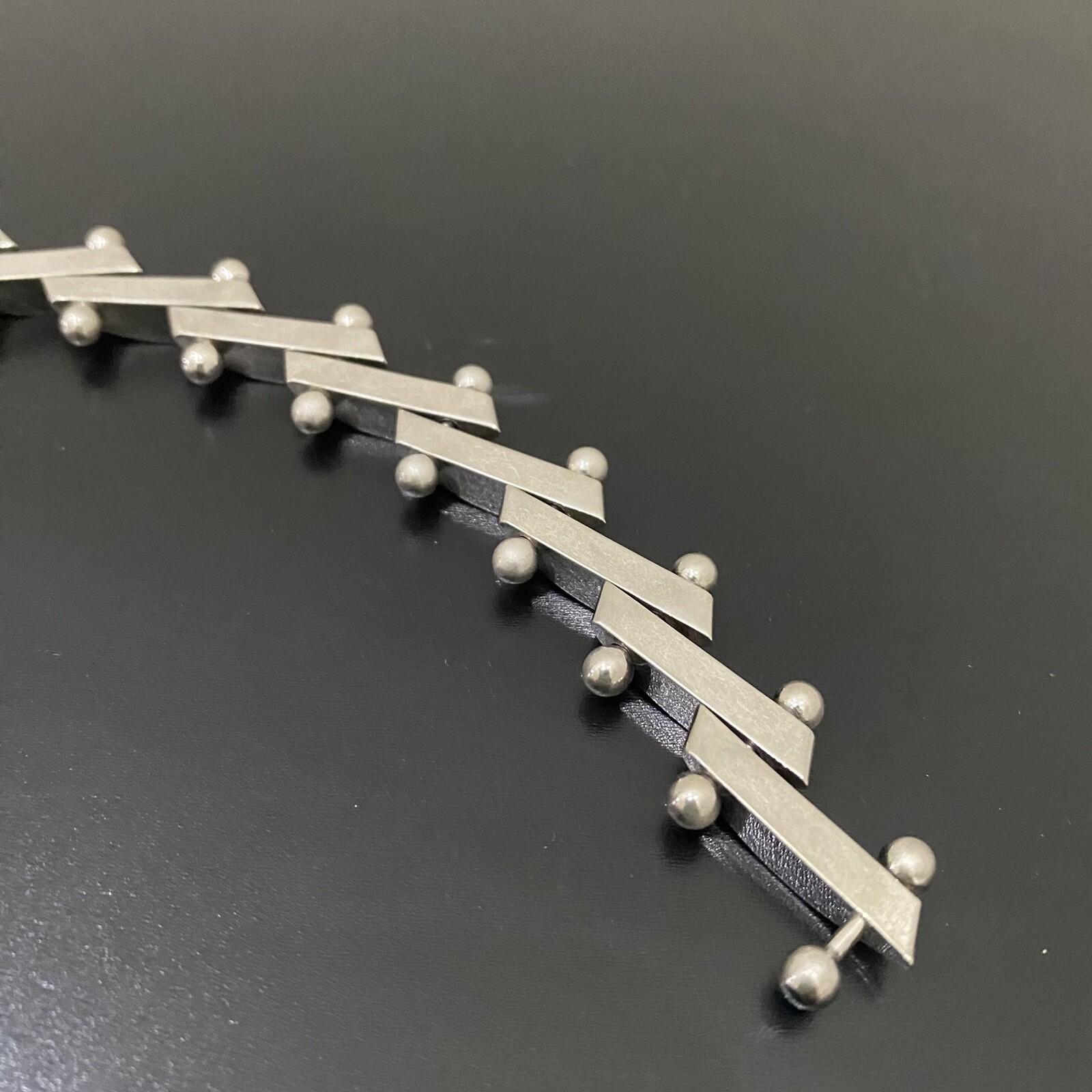 Vintage Silver-plated Modernist Ball Bolt Bar DNA Link Bracelet 44g.