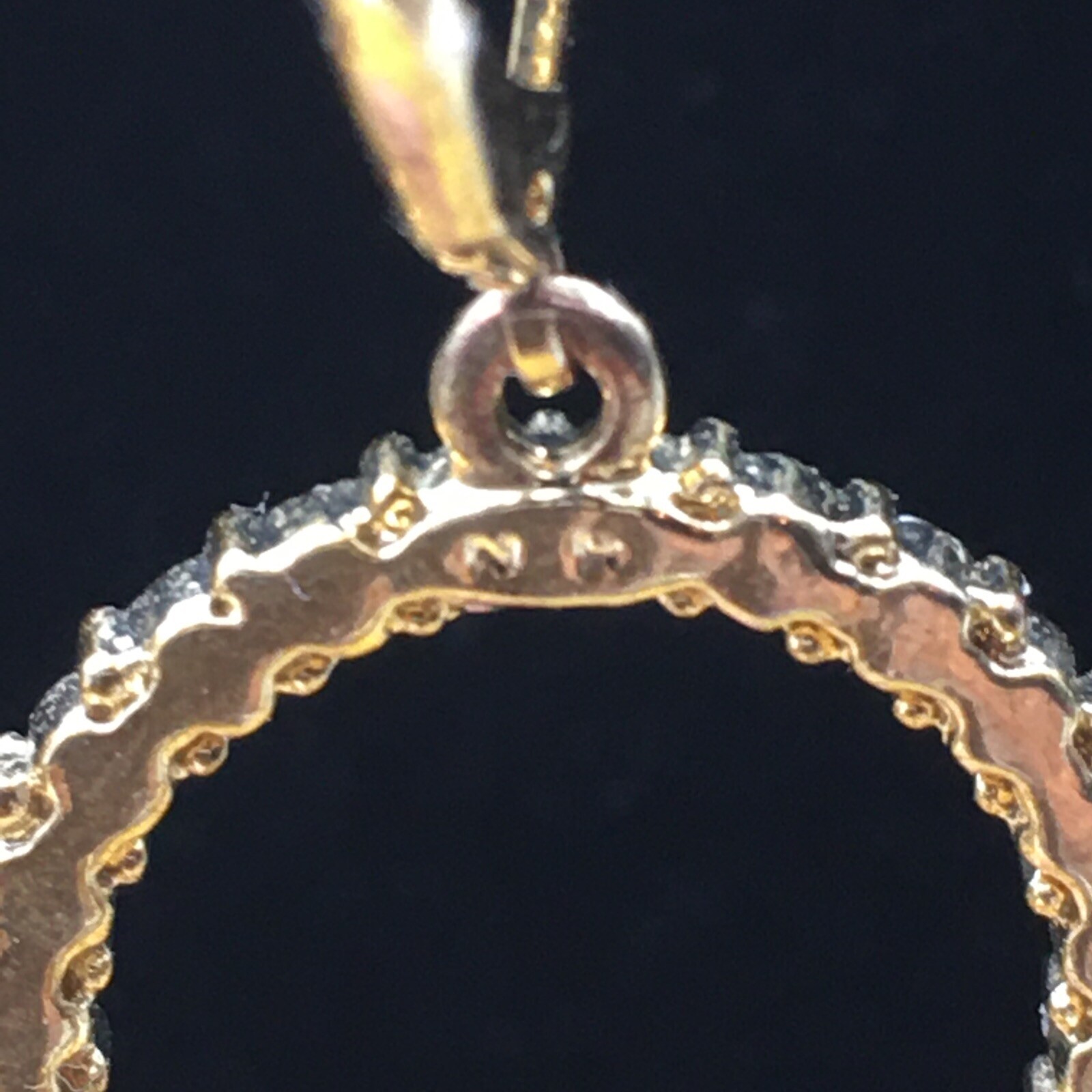 Avon Rhinestone Earrings Gold Tone Round Pave Circle Lever Back 1.5″