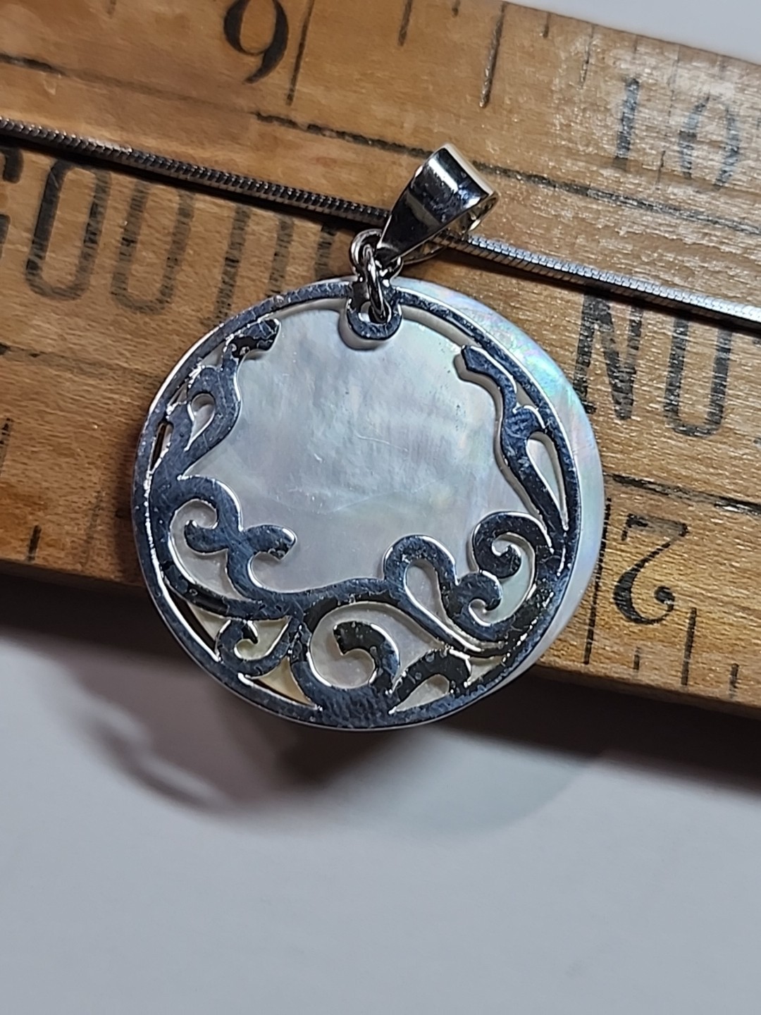 SX 925 Silver Sally C HSN Open Scroll Work MOP Medallion Pendant 16″ Necklace