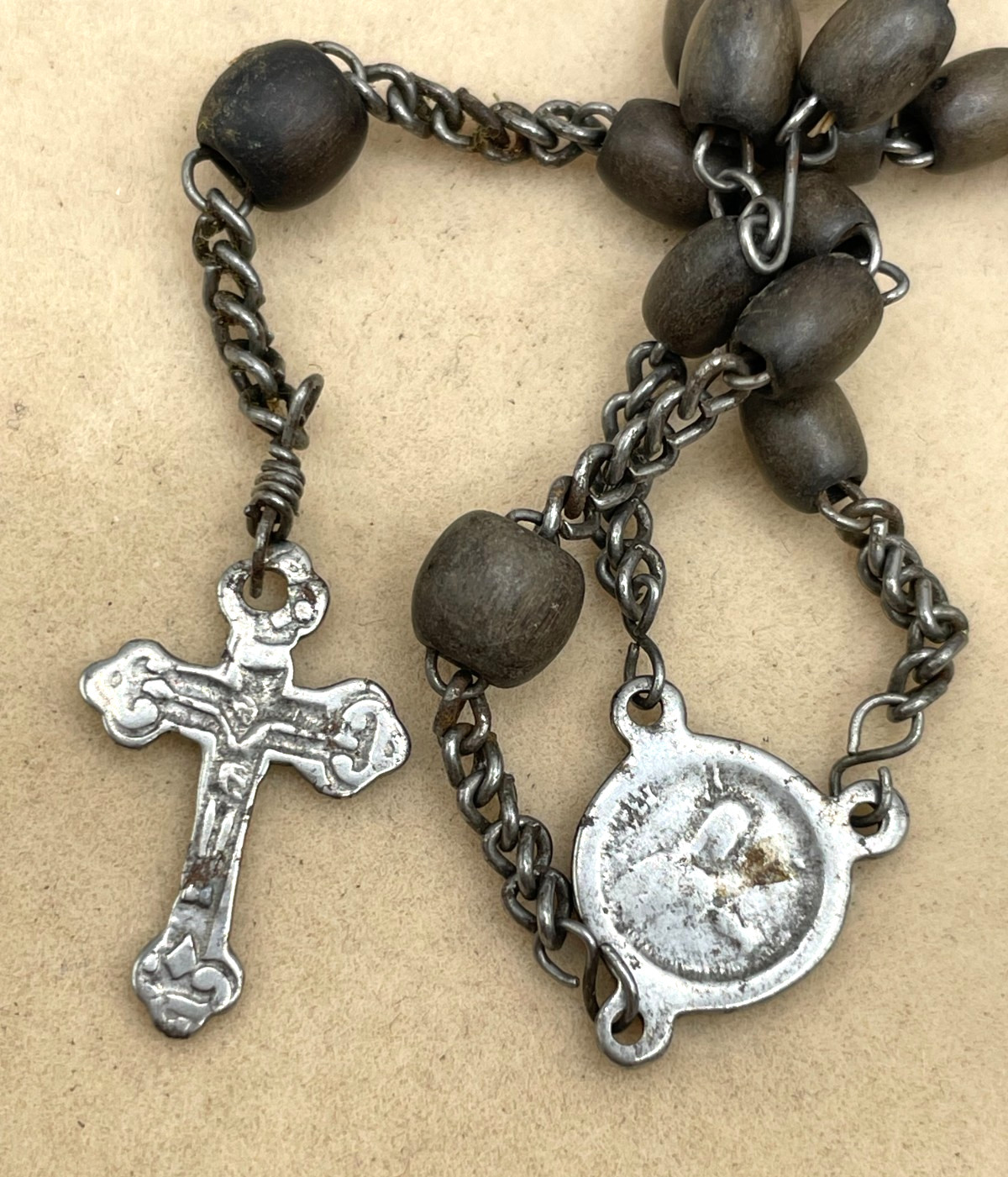 VTG Dark Wood beaded Rosary Crucifix silver tone Religious