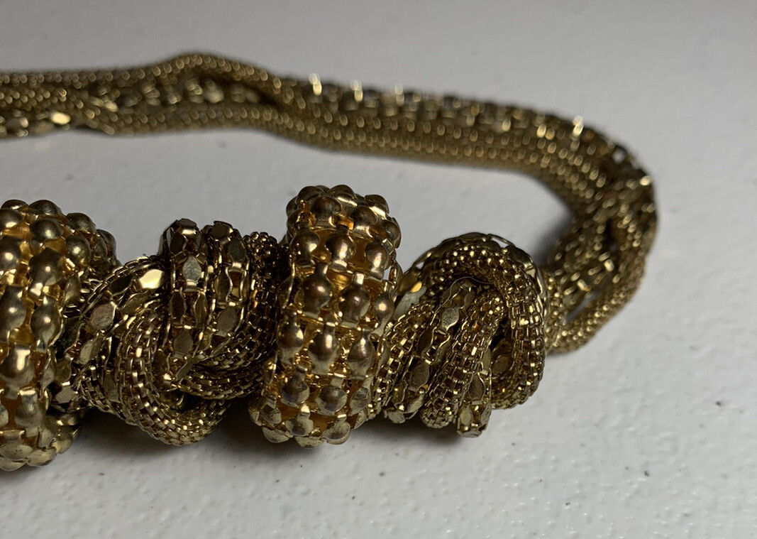 VTG 17” GOLD MESH CHAIN NECKLACE GOLD KNOTS PARTY EVERYDAY COSTUMES