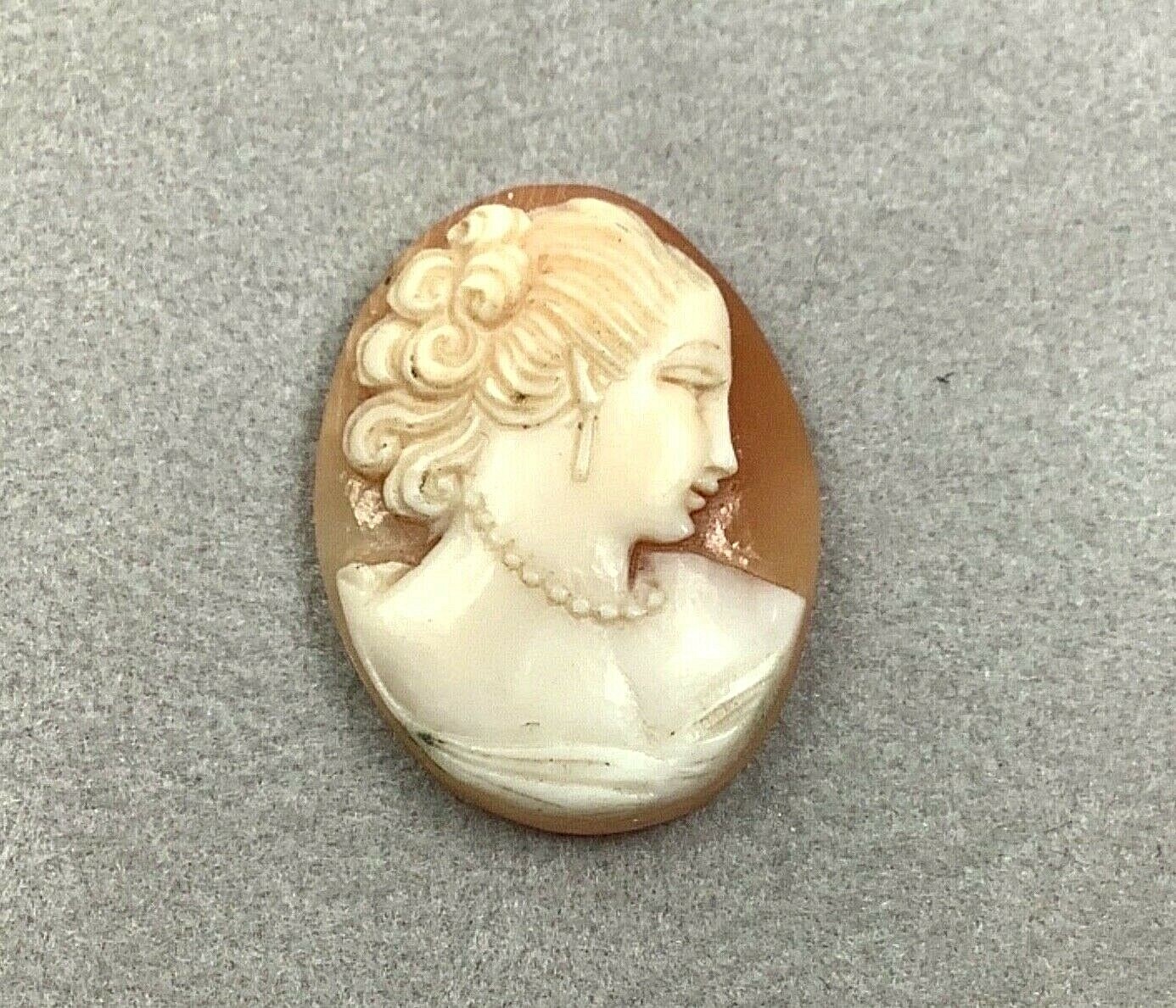 PROJECT PIECE Hand-Carved Right Facing Shell Cameo, No Bezel/Shell Only, 1” Tall