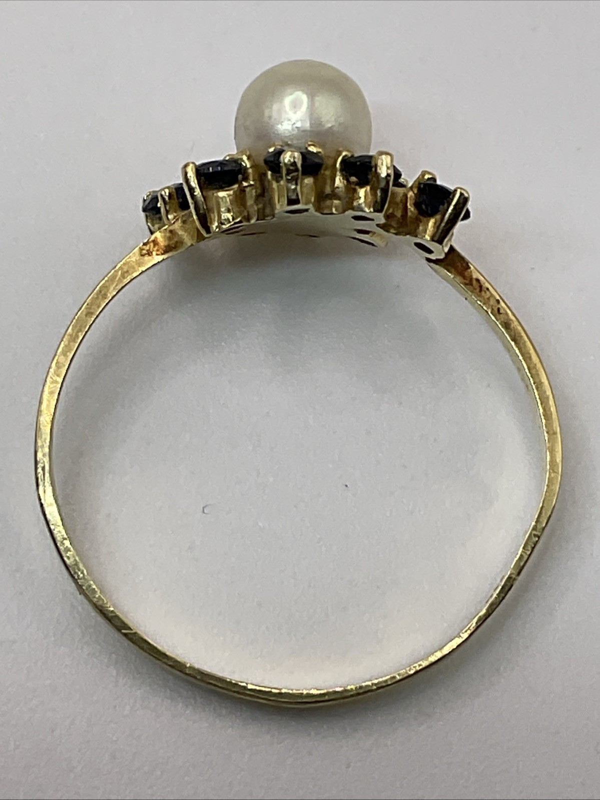 VINTAGE HANDMADE Solid 14K Yellow Gold White Pearl & Blue Sapphire Ladies Ring