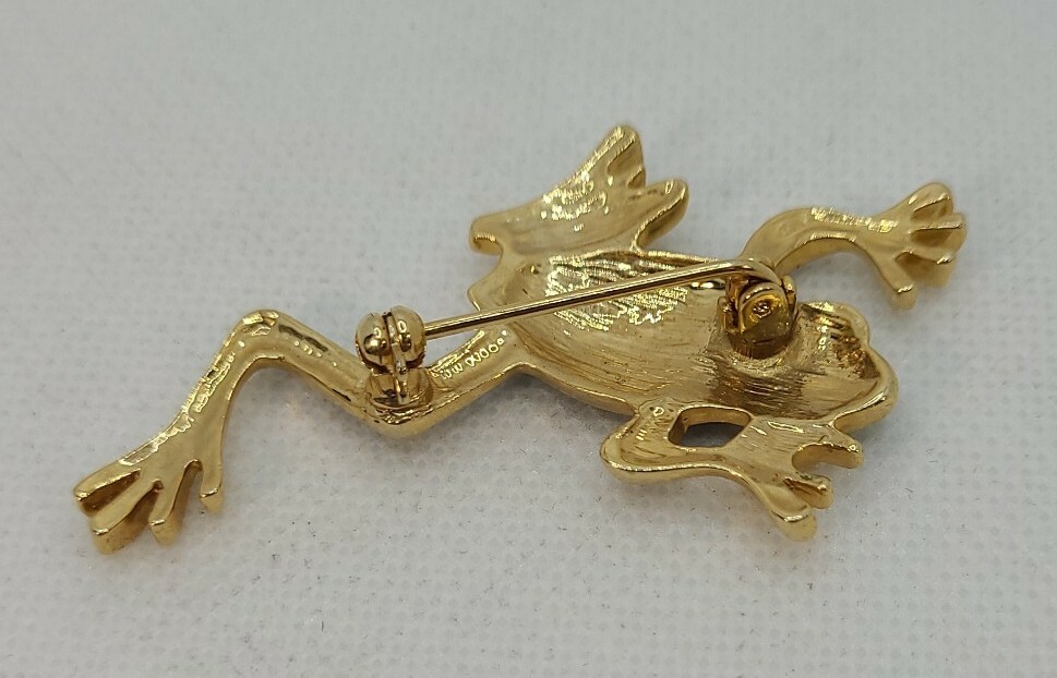 Tree Frog Gold Tone Blue and Green Enamel Pin Brooch Approximately 2-1/4″x1″